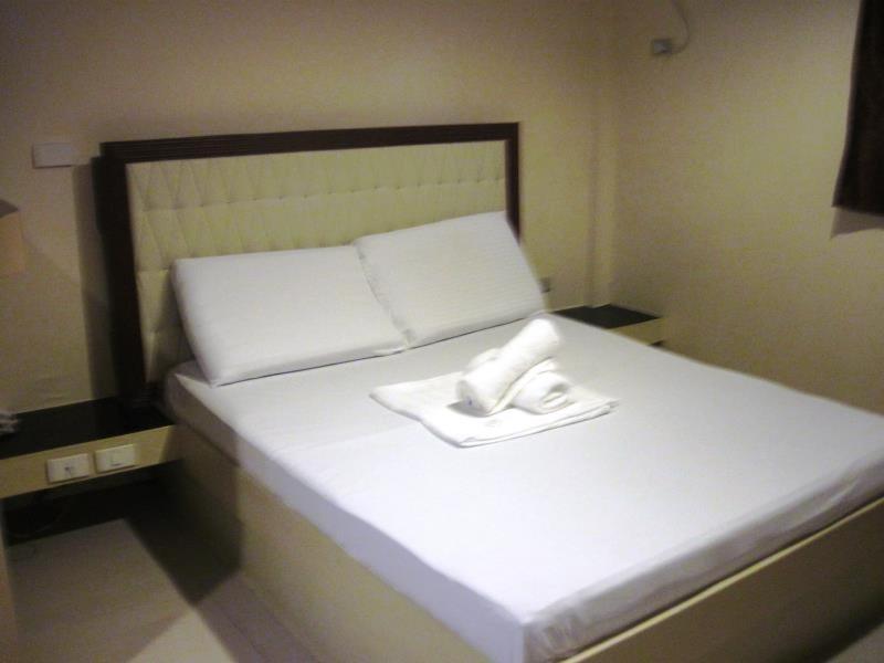 Jared Suites Upper Digos Ngoại thất bức ảnh